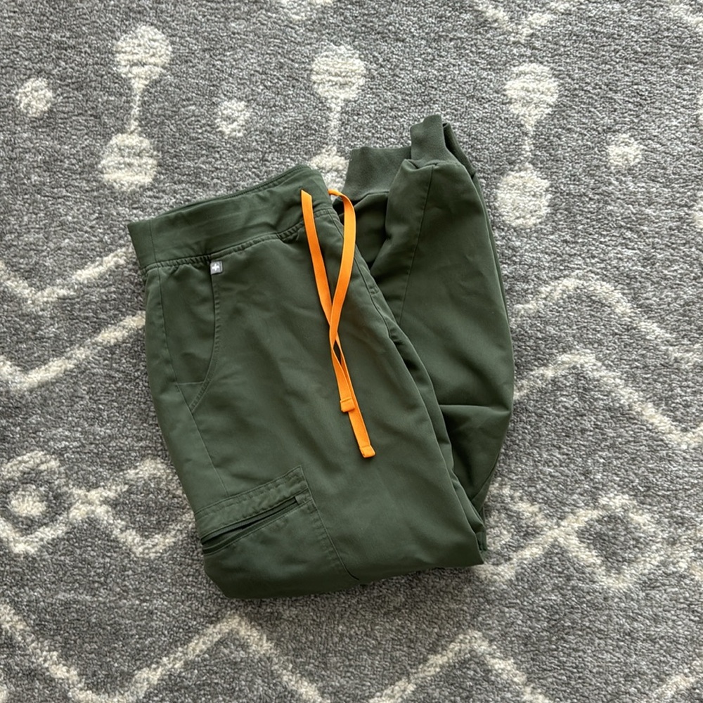 Womens Figs Scrub Jogger Moss